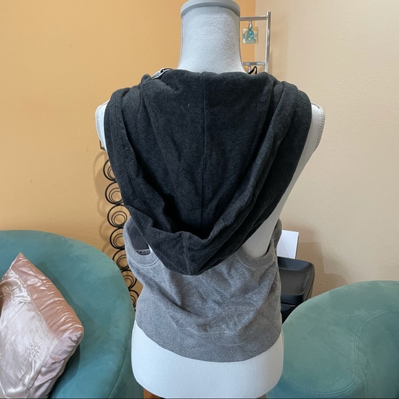 Nike sweater vest - Picture 2 of 4